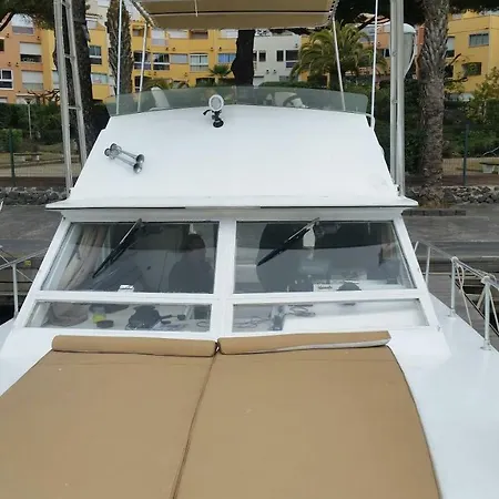 Botel Blue Fin 2 Agde